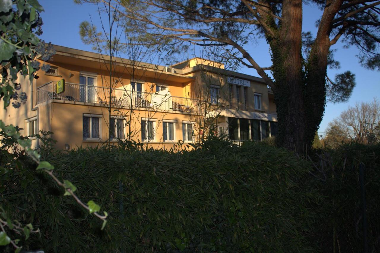 Logis Hotel Le Clement V Рокемор Экстерьер фото