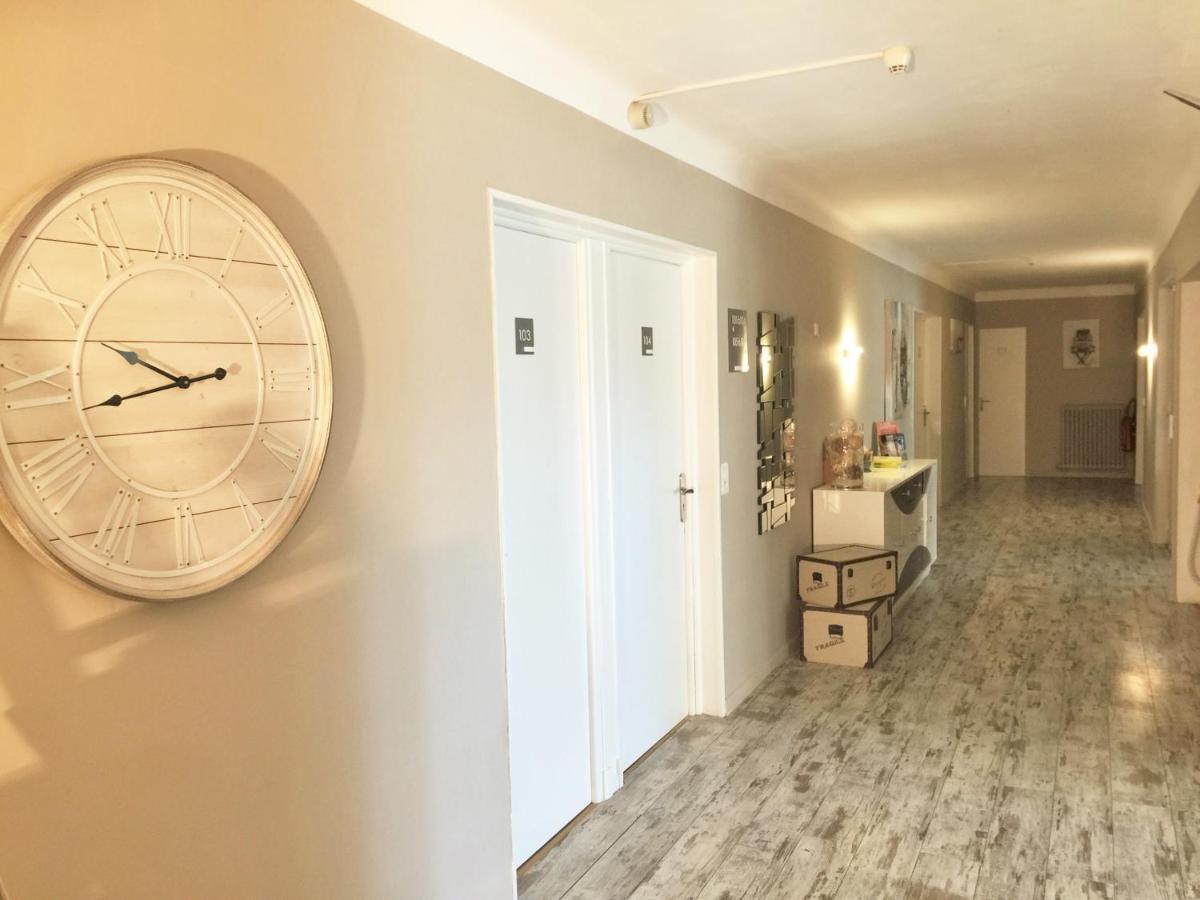 Logis Hotel Le Clement V Рокемор Экстерьер фото
